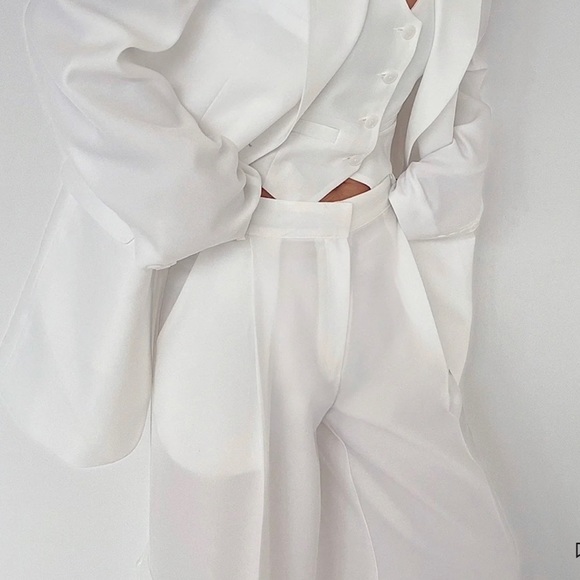 The Frankie Shop GLADYS CARGO PANTS - WHITE Size M - Picture 6 of 10